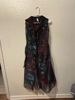 Sleeveless Multicolor Button-Front sheer dress